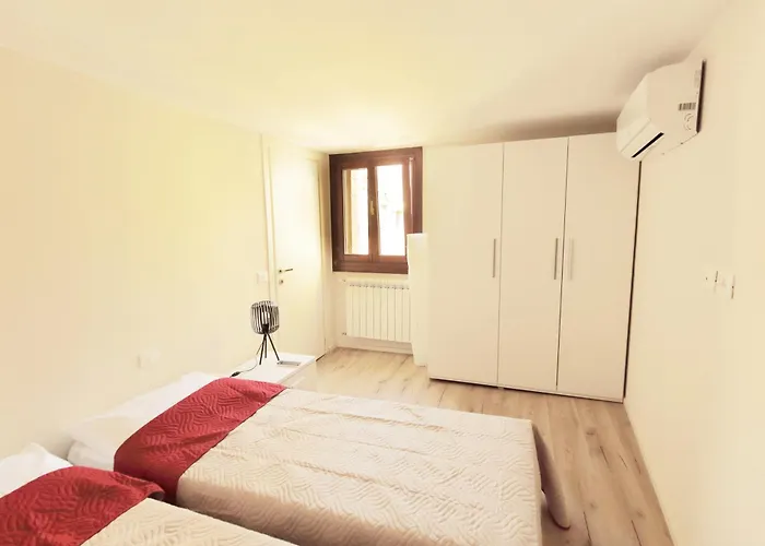 Apartmán Ross' House 2 *