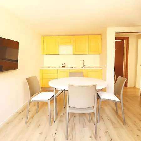 Ross' House 2 Appartement